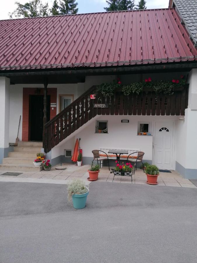 Appartamento Apartmaji Korosec Na Koprivniku Koprivnik v Bohinju Esterno foto